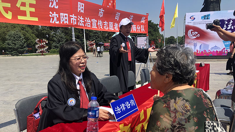 律師現(xiàn)場(chǎng)解答百姓法律問題