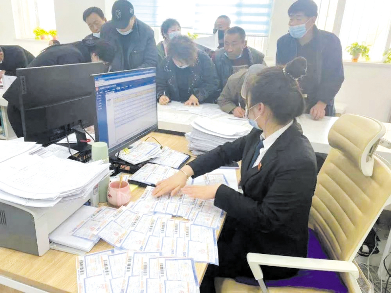 新民市法院配圖：及時(shí)發(fā)放執(zhí)行回款_編輯