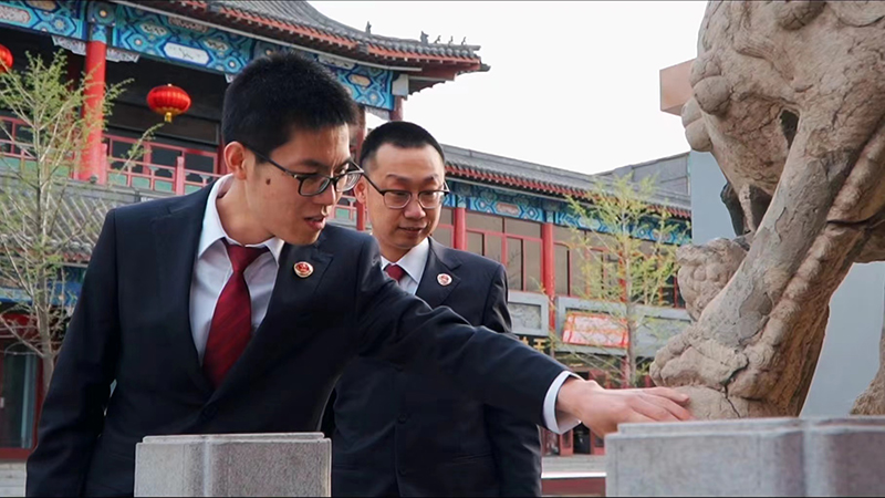 張寶印同志走進(jìn)沈陽(yáng)故宮對(duì)文物保護(hù)公益訴訟案件涉及的點(diǎn)位進(jìn)行線索核查