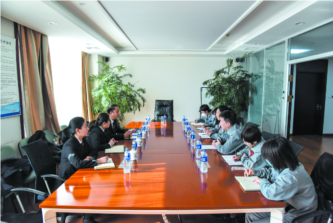 2022年3月8日,，沈陽(yáng)知產(chǎn)法庭到東藥集團(tuán)走訪調(diào)研副本