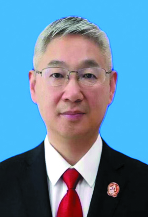 盤錦市中級人民法院黨組書記、院長李曉林