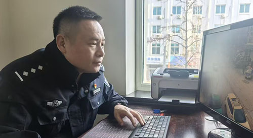 李召?gòu)?qiáng)