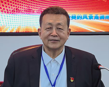 鞍山市創(chuàng)業(yè)企業(yè)協(xié)會會長,、黨支部書記  常玉書2
